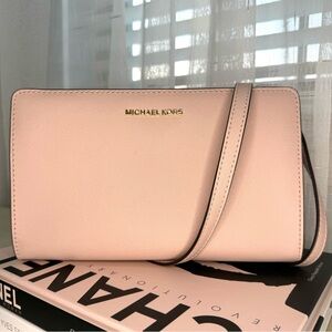 Michael Kors Soft Pink Jet Set Travel LG Crossbody Clutch